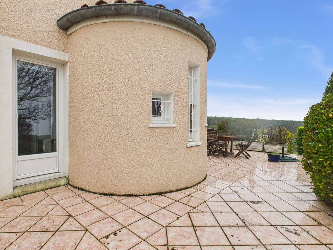 Maison à SAINT-FERREOL-D&#039;AUROURE