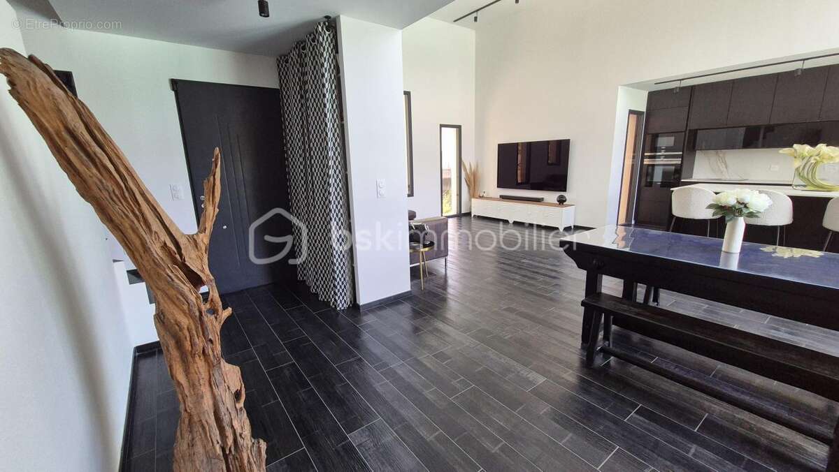 Maison à SAINT-CYPRIEN