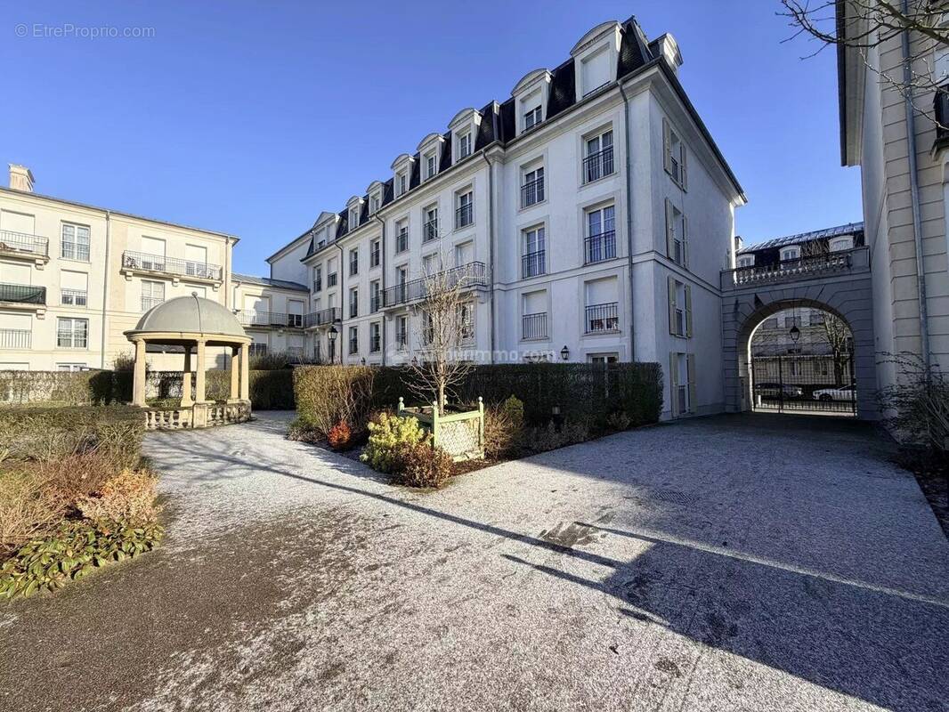 Appartement à SERRIS