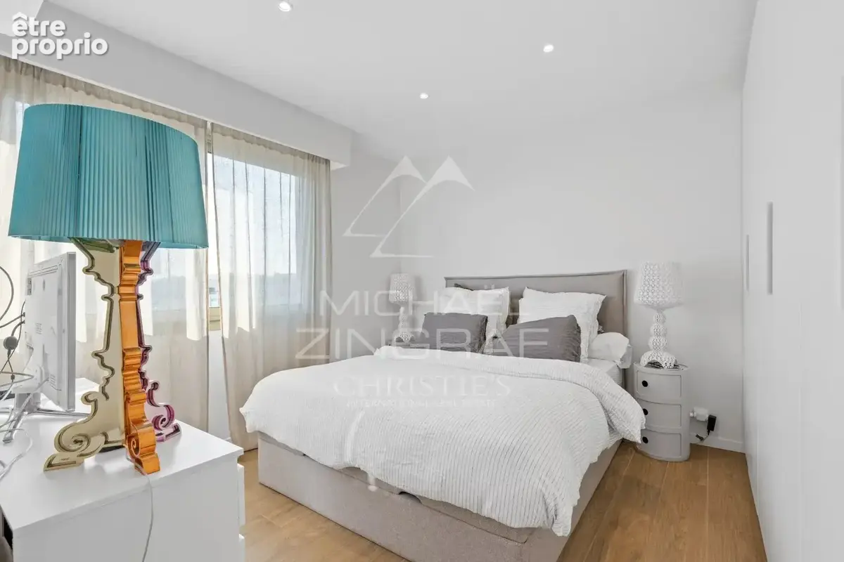 Proche Nice - Superbe appartement front de mer avec piscine - photo 7