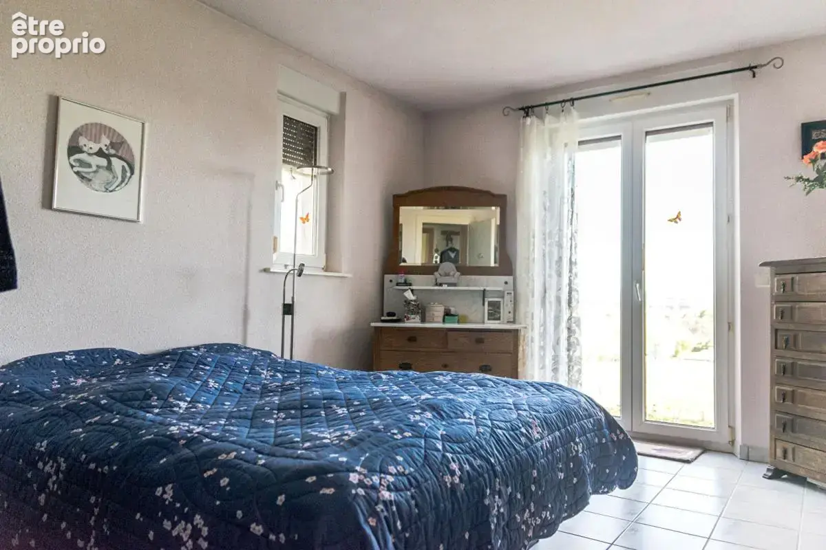 Jolie maison avec grand terrain - photo 4