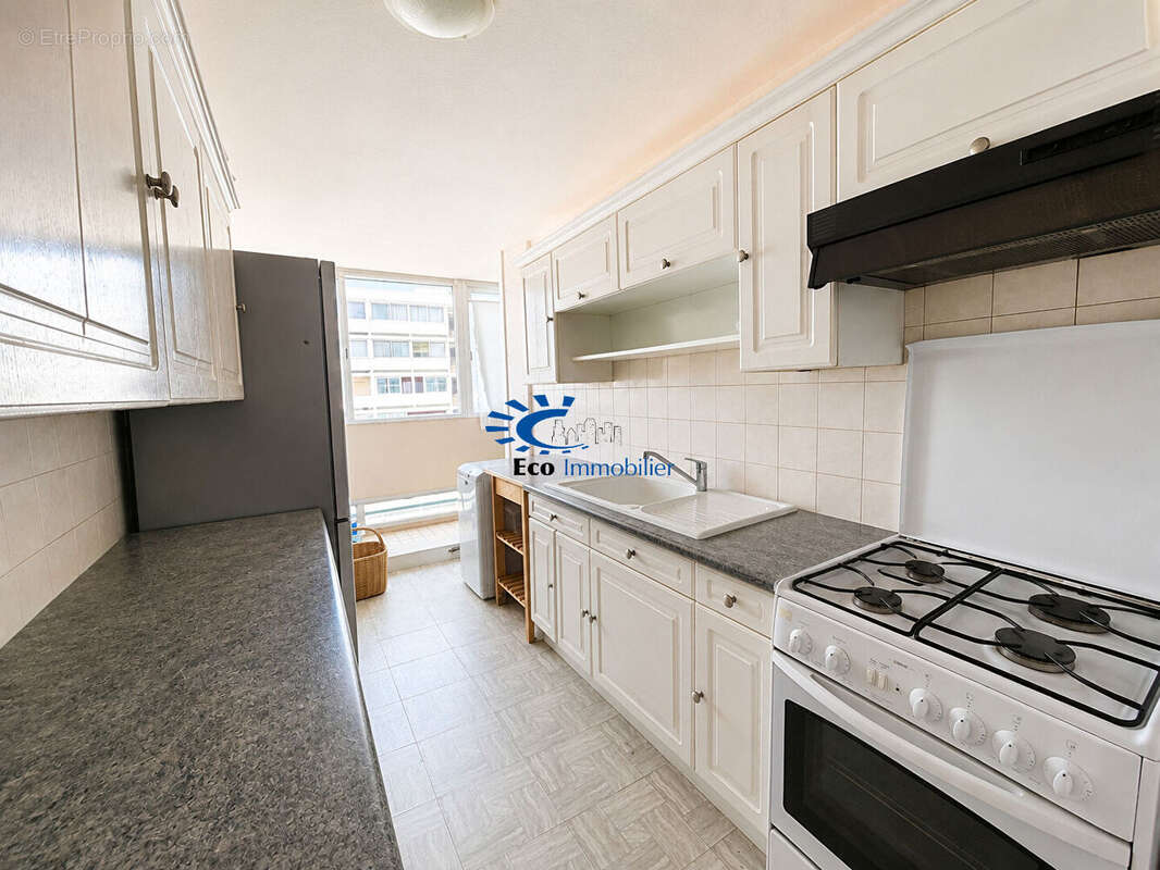 Exclusivite la rochelle - appartement environ 99m² - balcons et stationnement - photo 4
