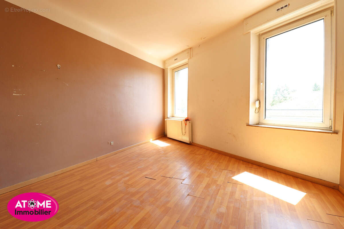 Appartement à AUBOUE