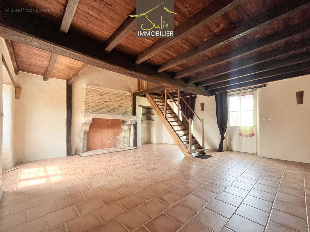 Maison de campagne avec beaucoup de charme ! - photo 2