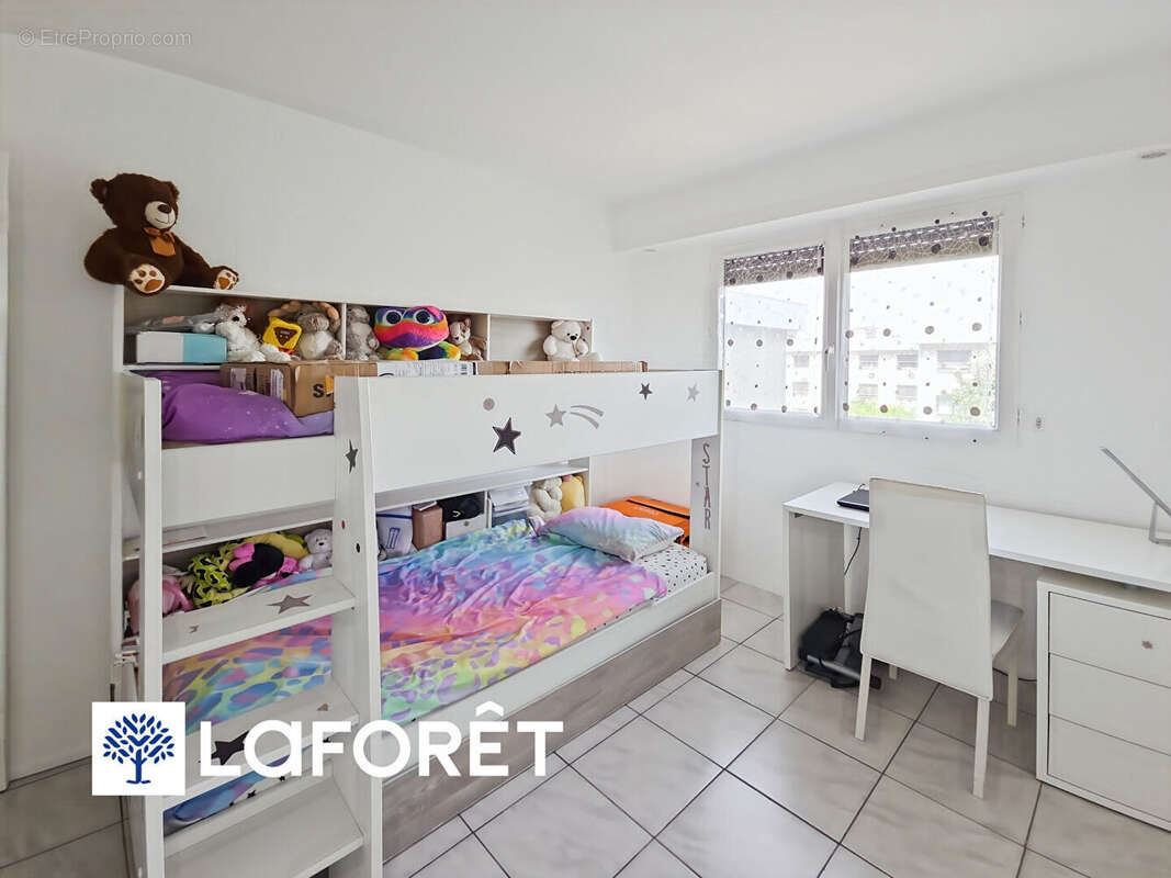 Appartement Grigny 4 pièce(s) 66.54 m2 - photo 6