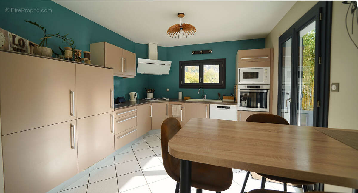 Maison à NAVES-PARMELAN