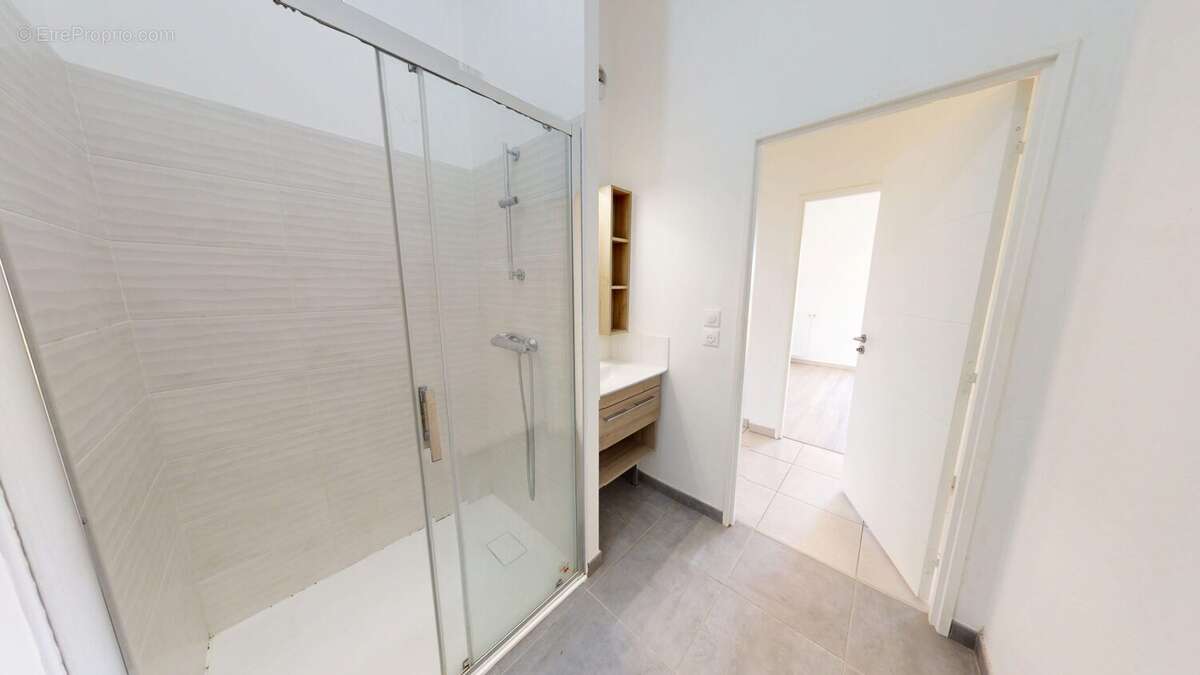Appartement 58 m² à Saran  - photo 6