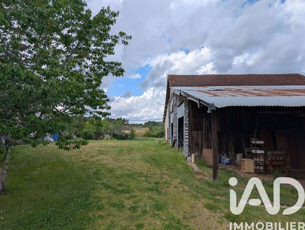 Maison 180 m² à Saint-Remy  - photo 2