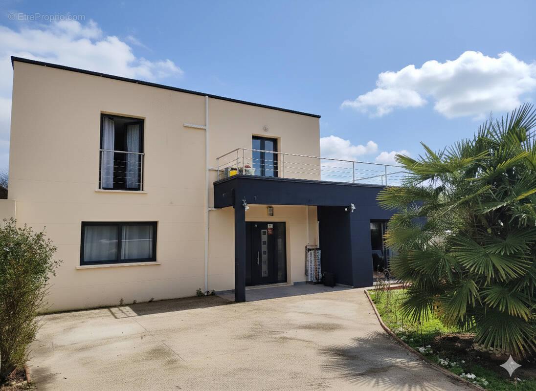 Maison à SENS