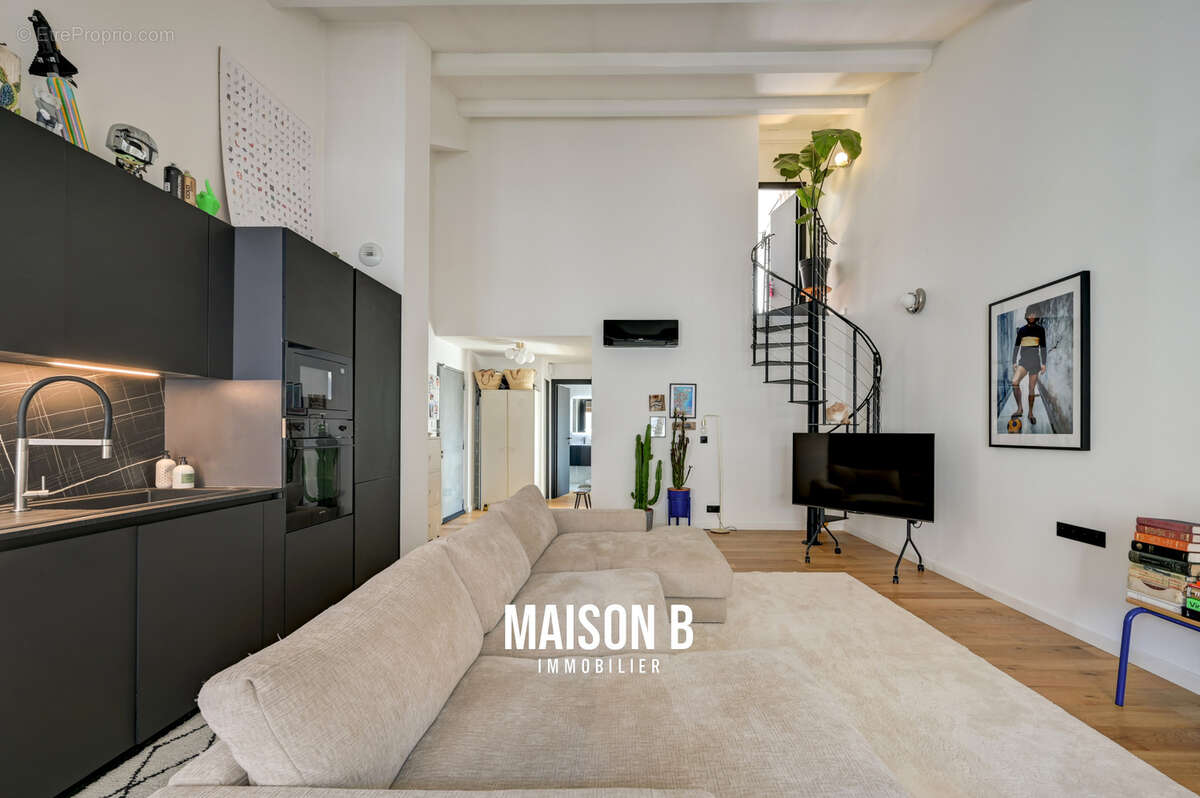 Appartement à MARSEILLE-8E