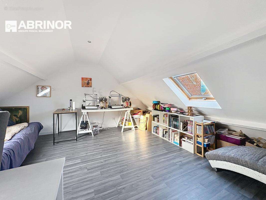 Maison à FACHES-THUMESNIL