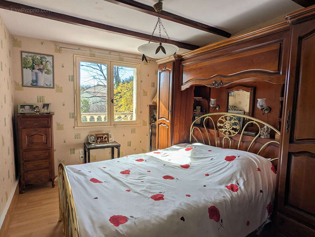 SALERNES, maison 10 pièces, 208 m² avec dépendance. - photo 17