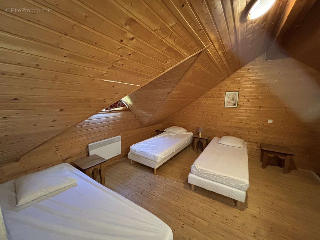 Chalet mitoyen sous bail au village gaulois 52 m2 - photo 3