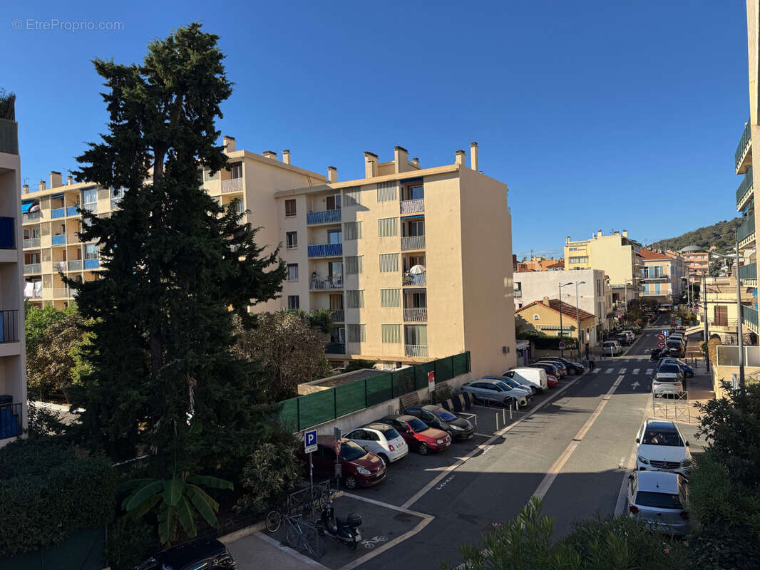 Appartement à VALLAURIS