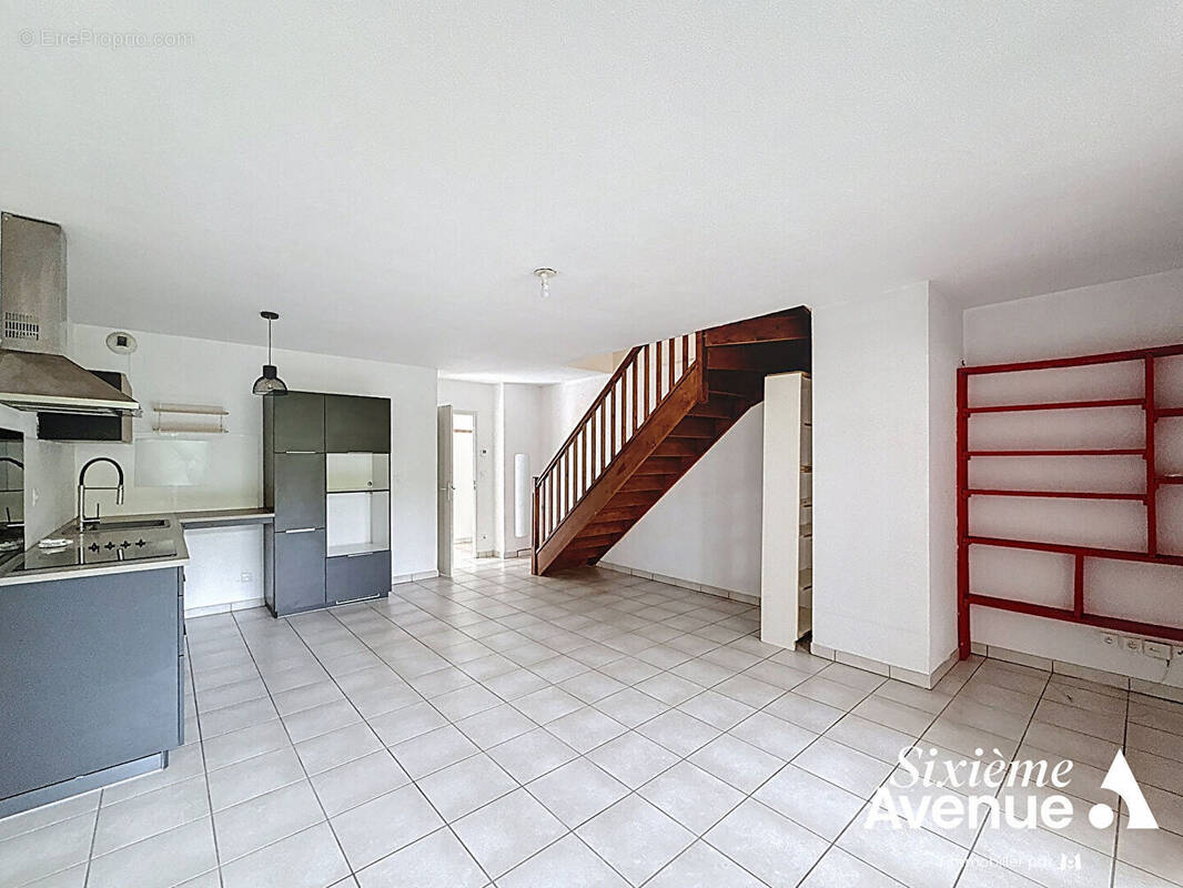 Appartement à LYON-8E