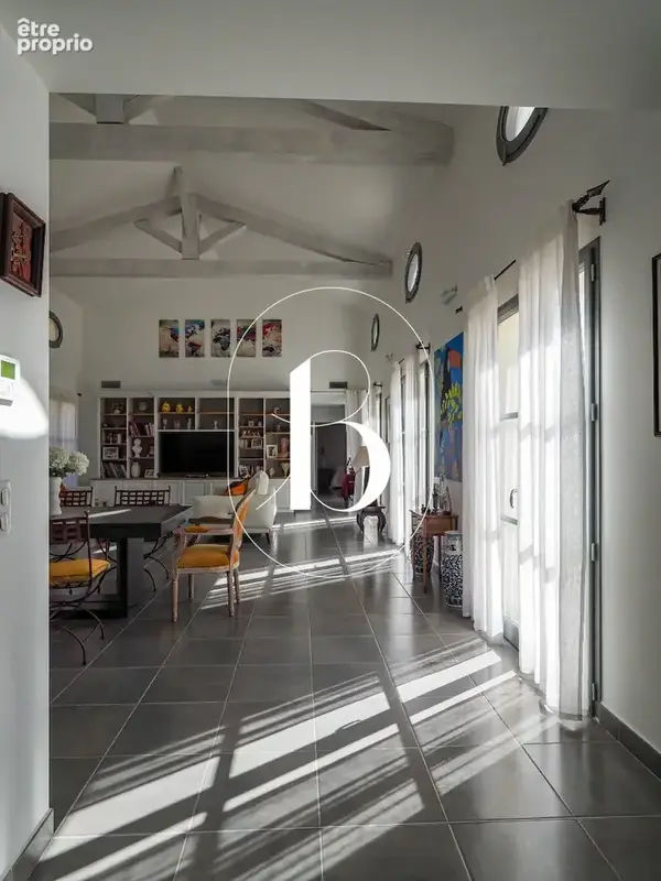 A proximité immédiate du centre ville d'Uzès - Superbe contemporaine de plain pied - photo 25
