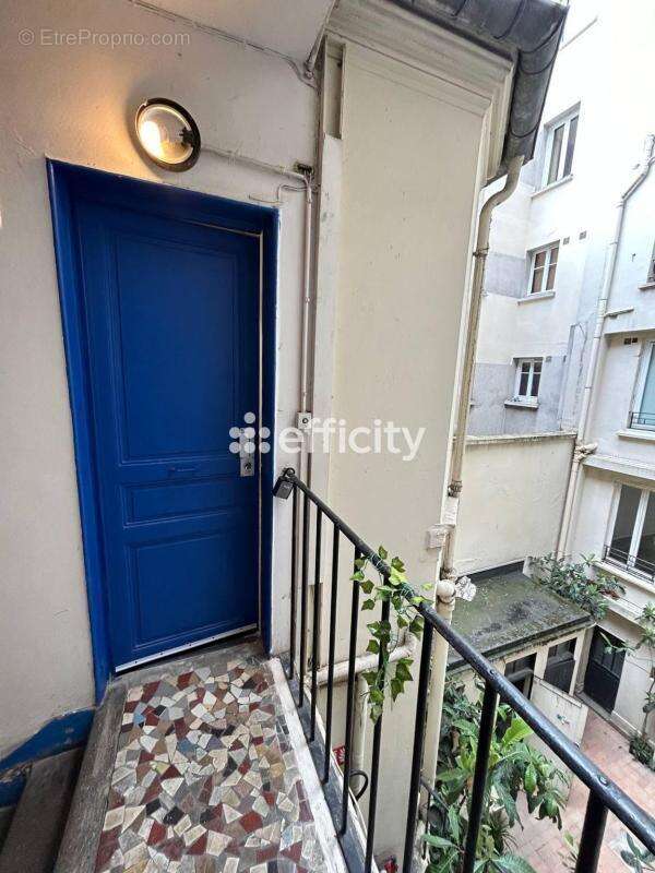 Appartement à PARIS-11E