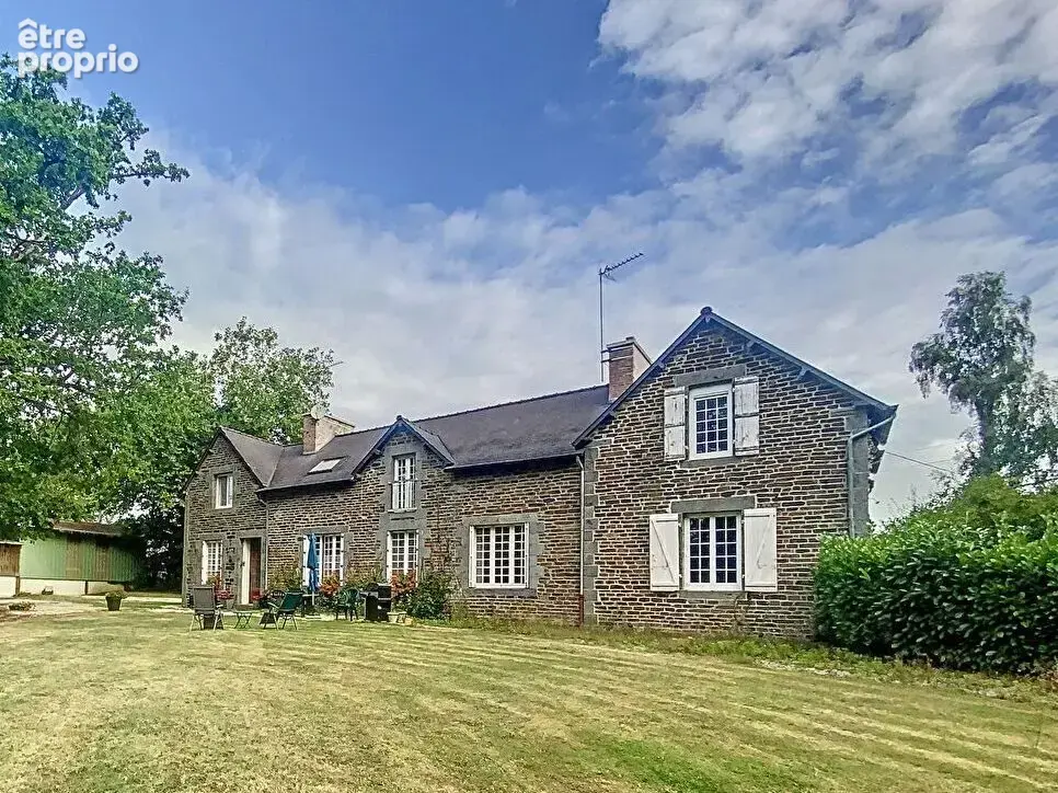 Maison à PLENEE-JUGON