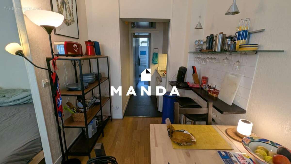 Appartement à PARIS-18E