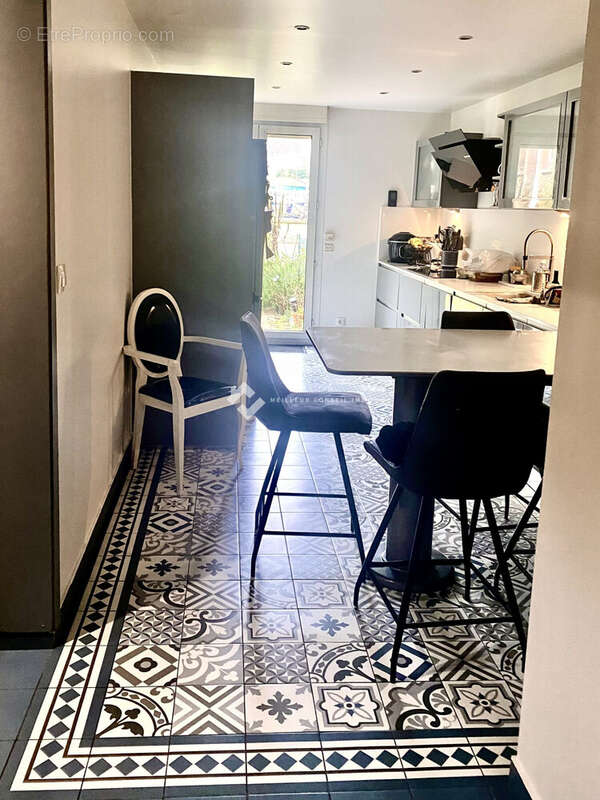 Appartement à LE RAINCY