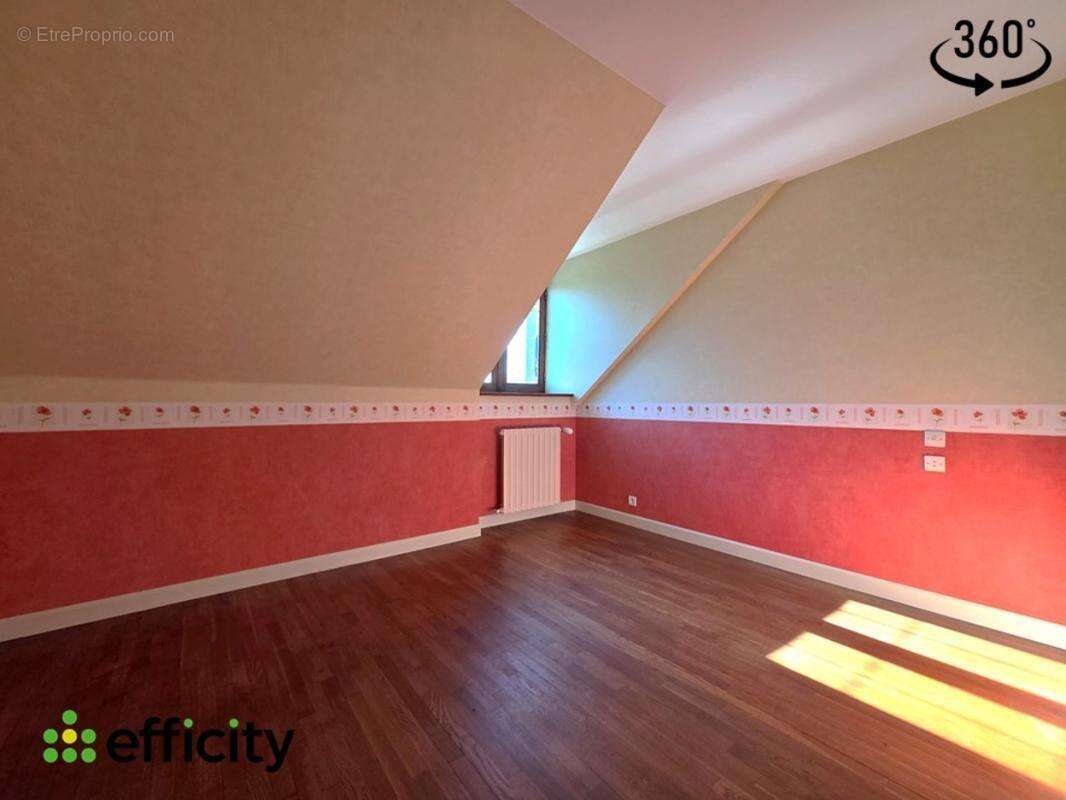 Maison à SAINT-PAIR-SUR-MER