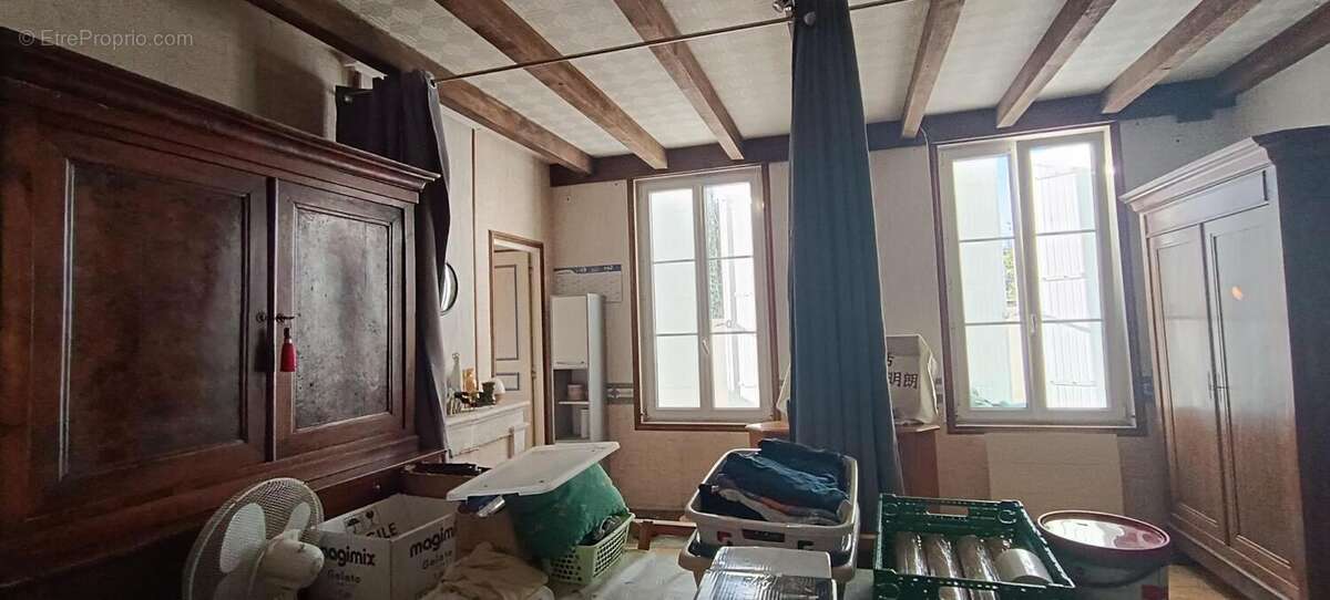 Maison à TONNAY-CHARENTE