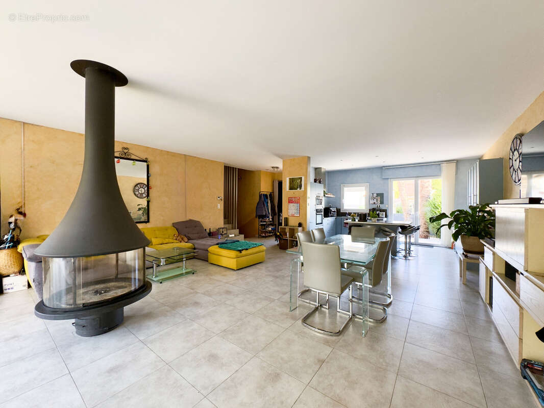 Maison à LA ROCHELLE