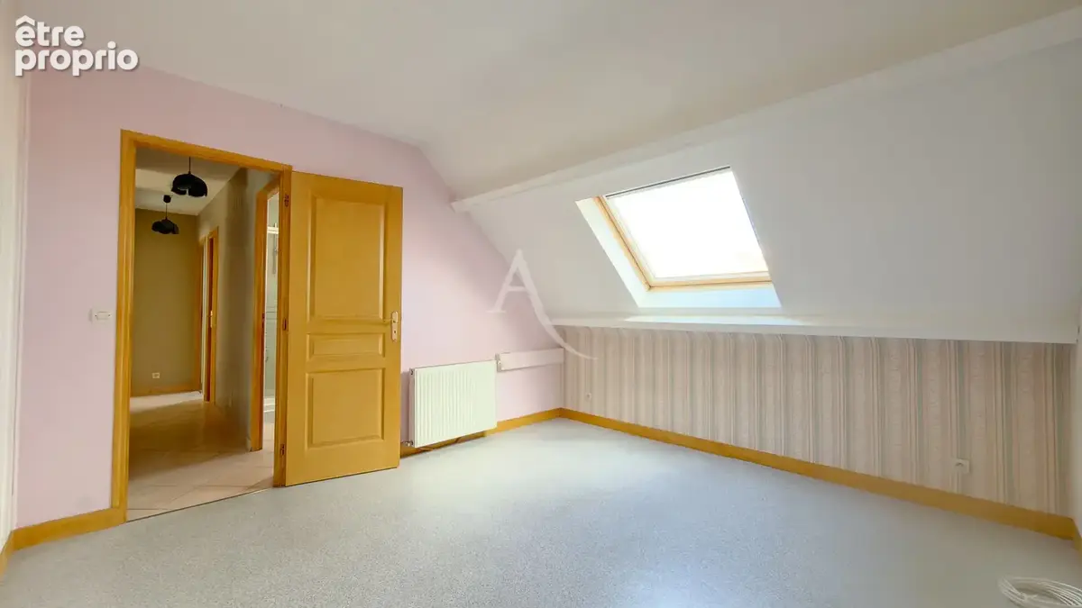 Maison de 2000 avec 4/5 chambres au quartier des fleurs - photo 12