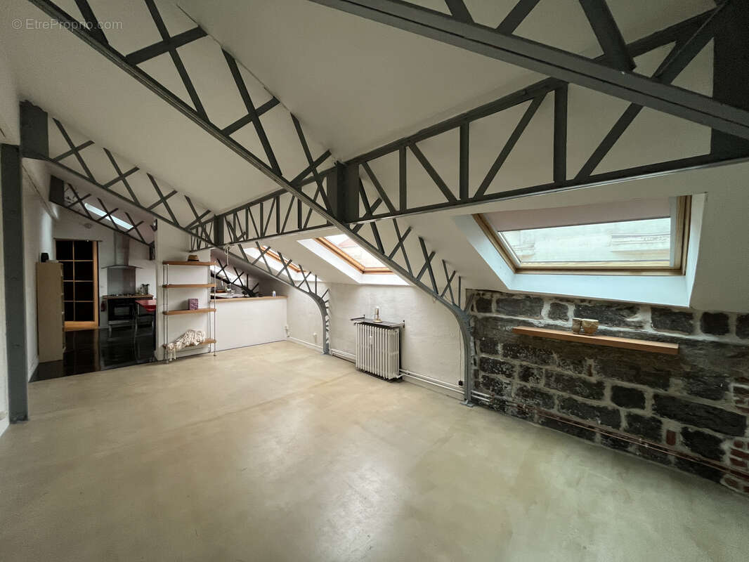 Appartement à SAINT-ETIENNE