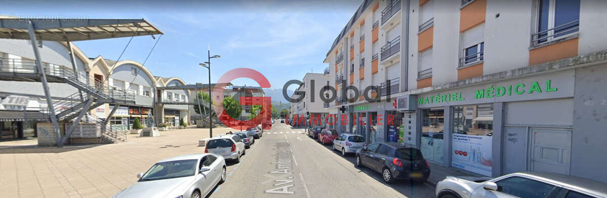 Commerce à SAINT-MARTIN-D'HERES