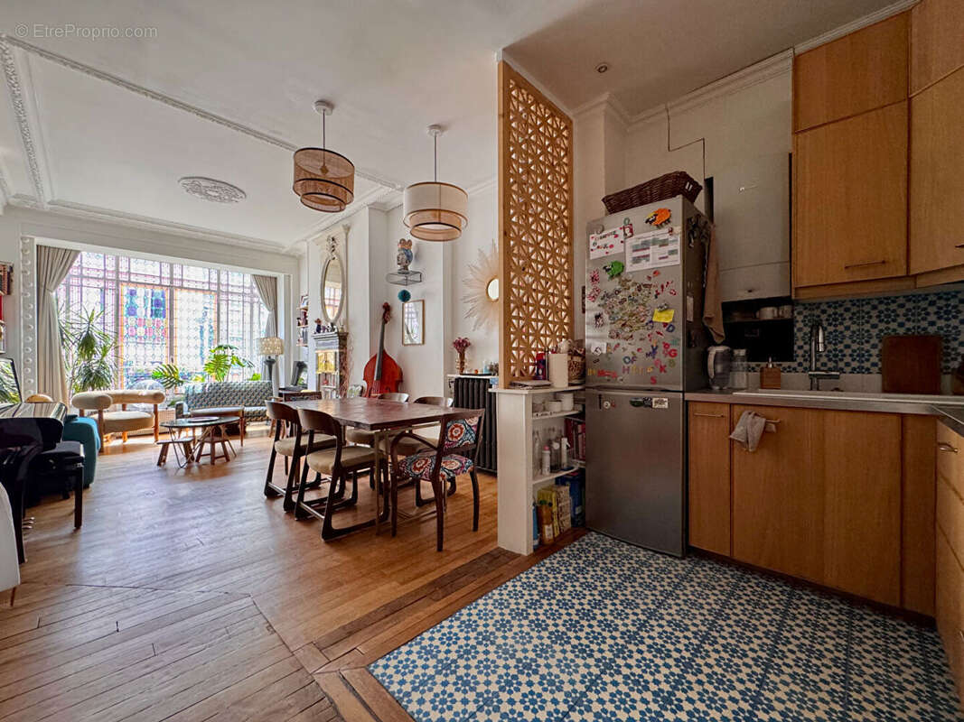 Appartement à PARIS-10E