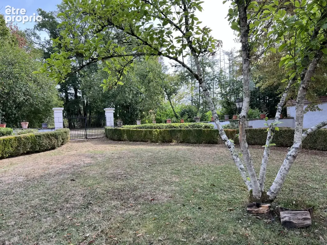 Propriété 13,71 ha : maison de maître, logement amis, étangs, piscine, tennis - photo 4