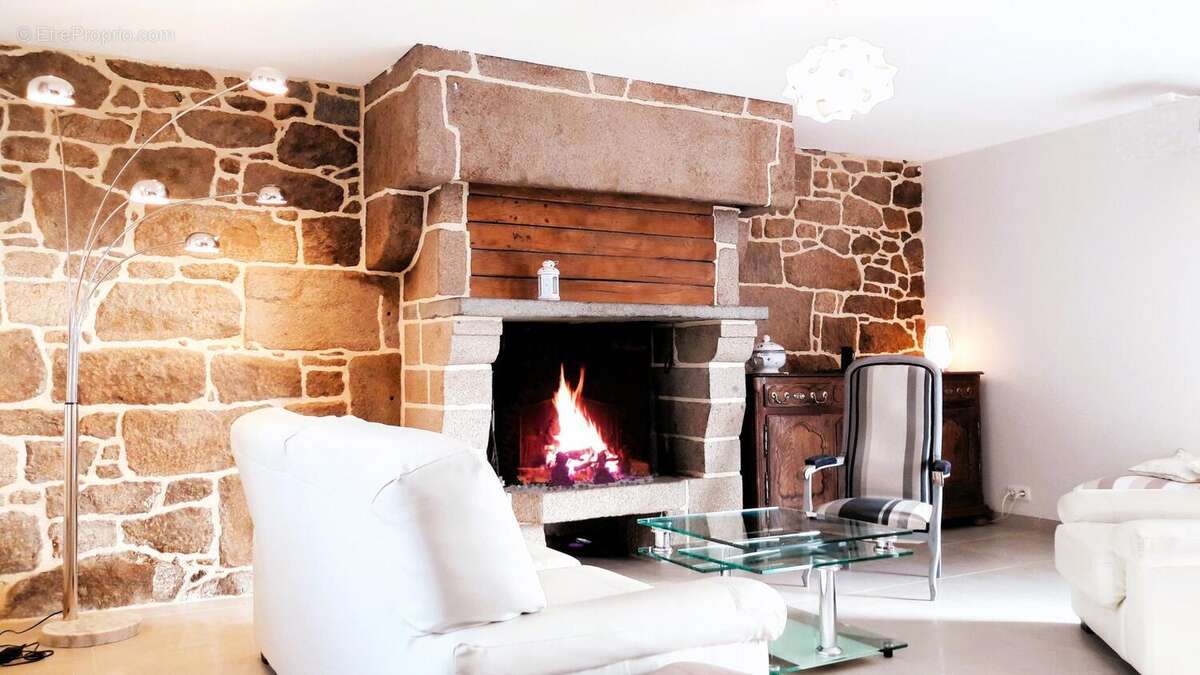 Photo 4 - Maison à SAINT-MICHEL-DE-MONTJOIE