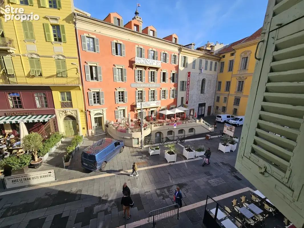 Appartement 4/5 pièces - Place Saint-François - photo 16