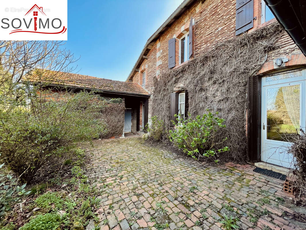 Maison à ROUMAZIERES-LOUBERT