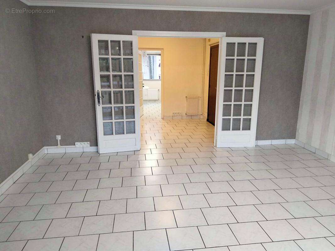 Appartement à LYON-8E