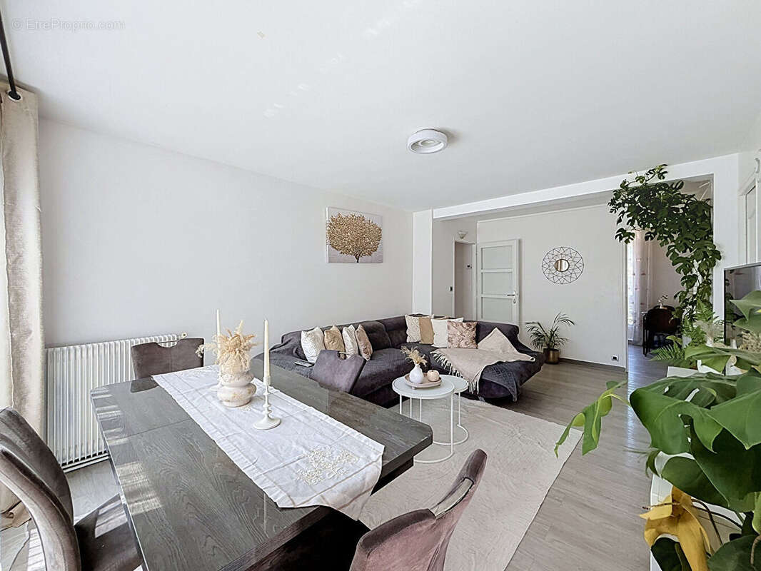 Appartement à MONTREUIL