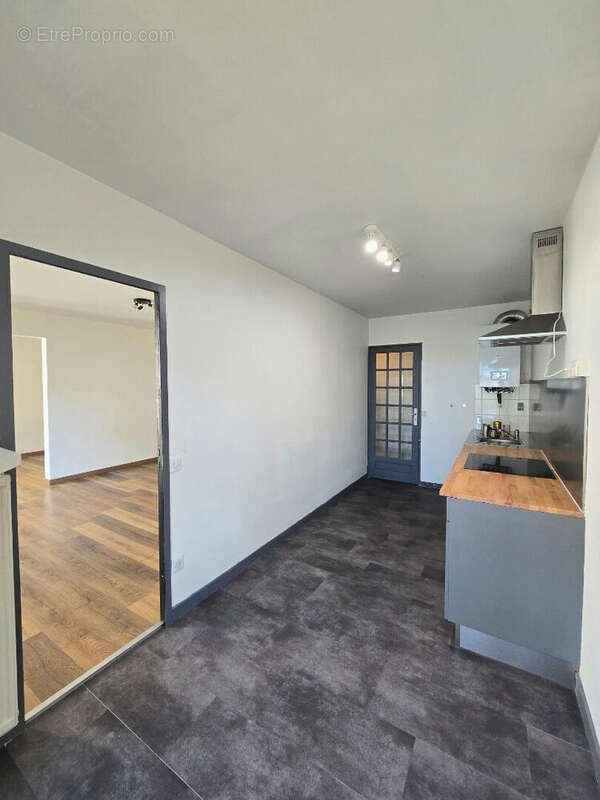 Appartement à REZE