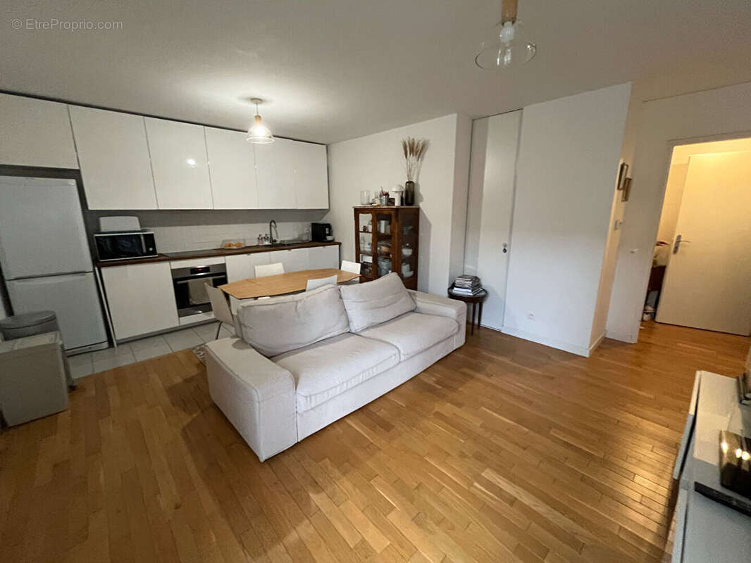 Appartement à CHAVILLE