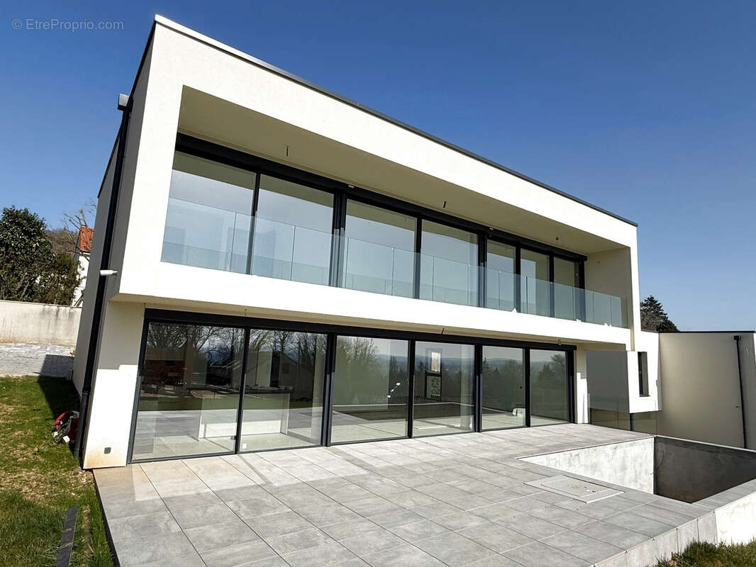 Maison d’exception de 160 m2 avec piscine et vue panoramique sur Metz   Scy-Chazelles - photo 18