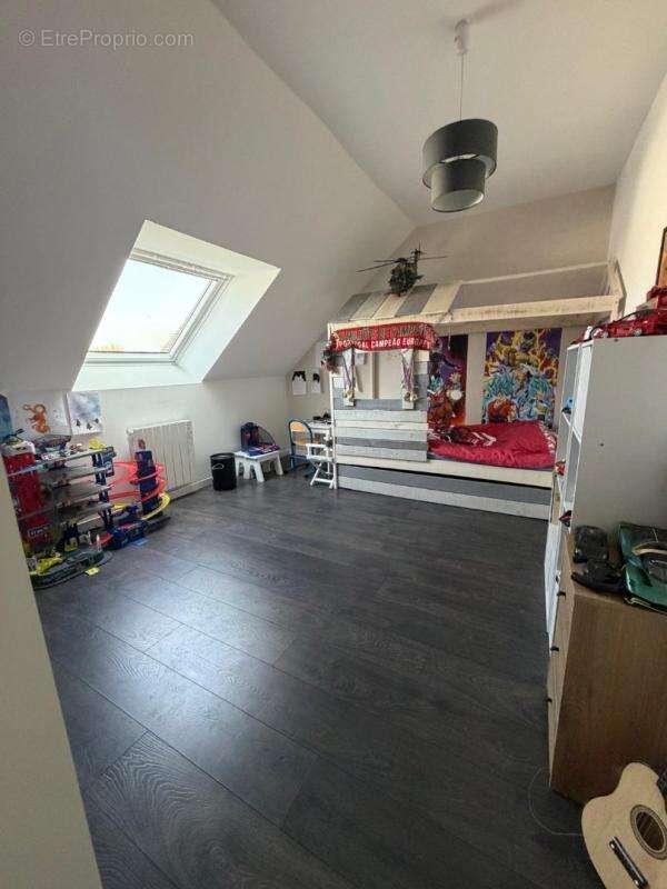 Maison à BELLEU