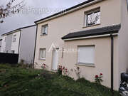 Maison à OSTRICOURT