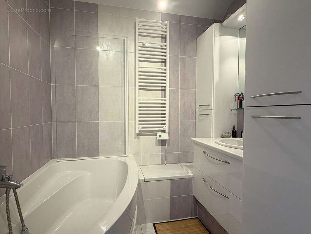 Appartement à MONTIGNY-LE-BRETONNEUX