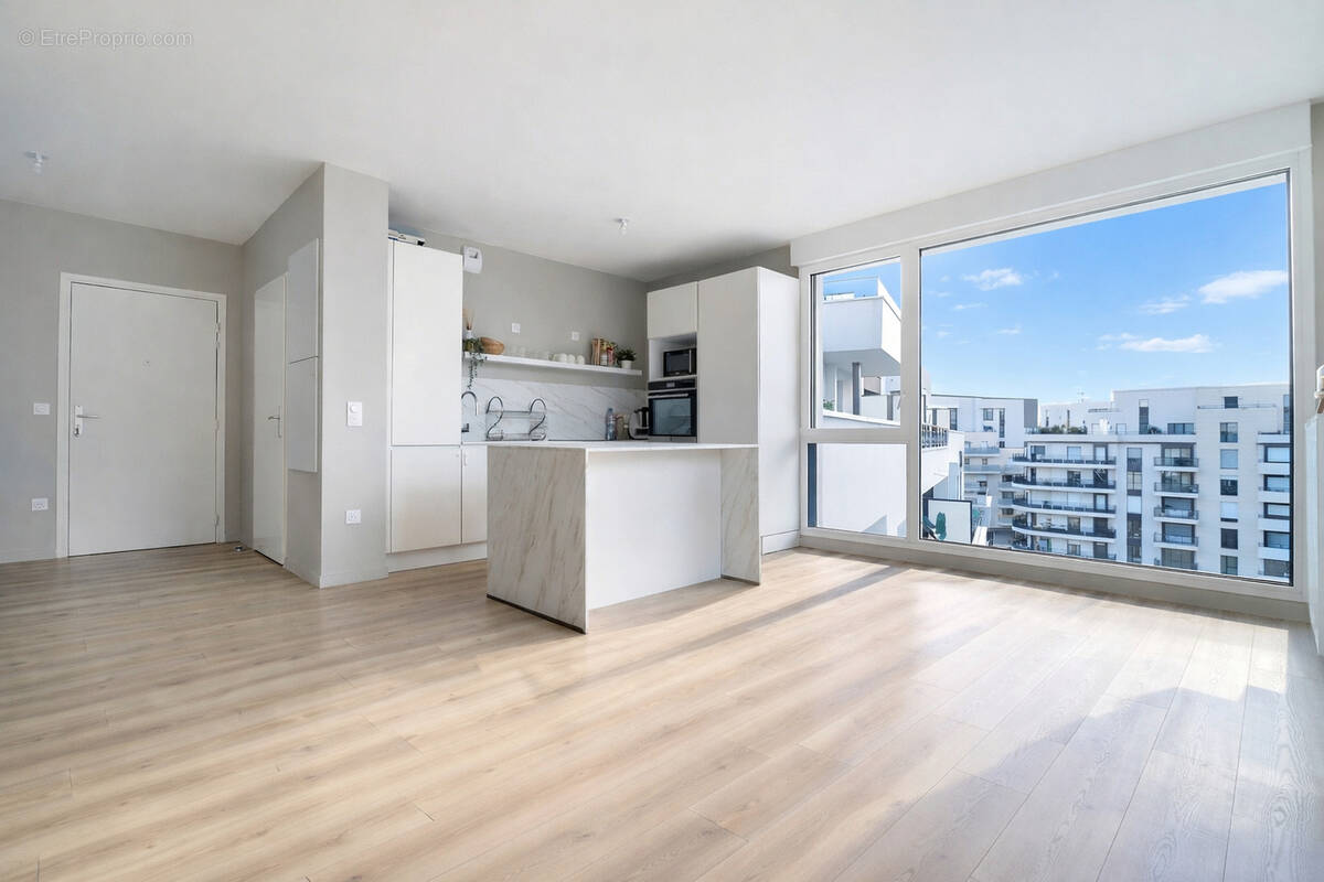 Appartement à COLOMBES