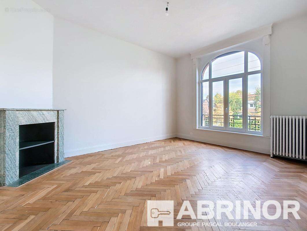 Maison à MARCQ-EN-BAROEUL