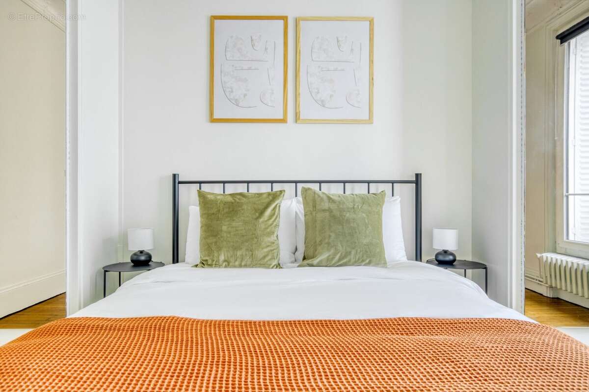 Appartement à PARIS-14E