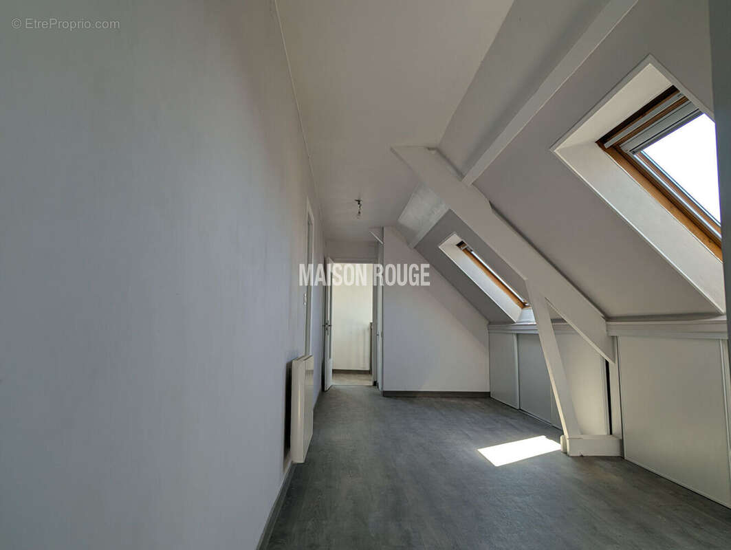 Maison avec un au fort potentiel (161 m²) - photo 15