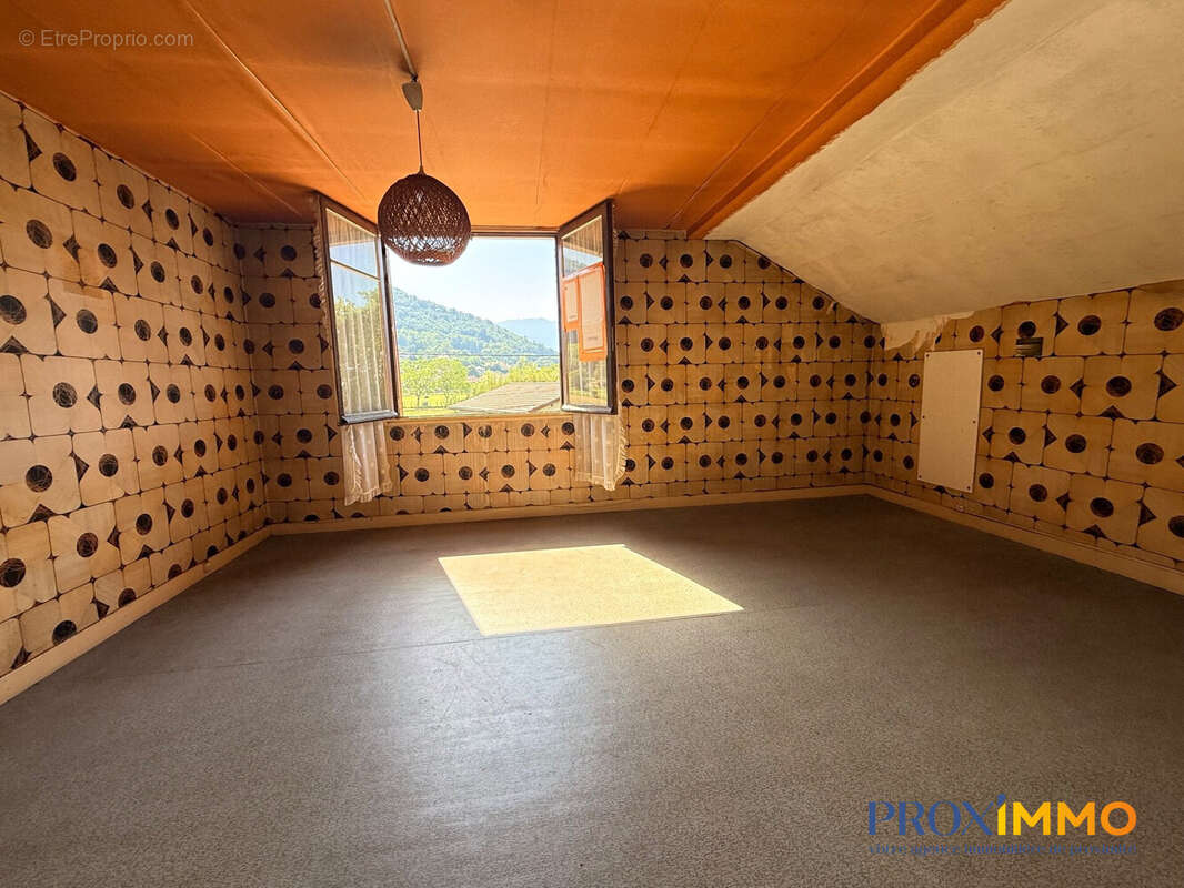 Maison 112 m² à Voiron  - photo 9