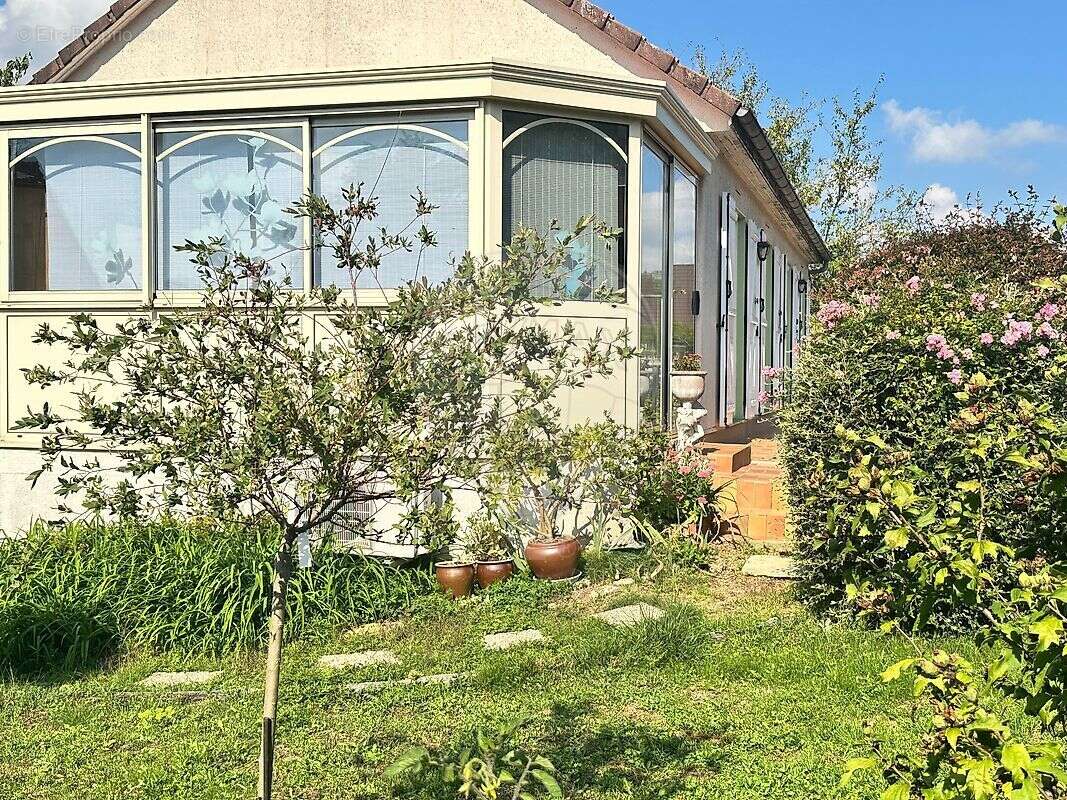 Maison à VARENNES-VAUZELLES