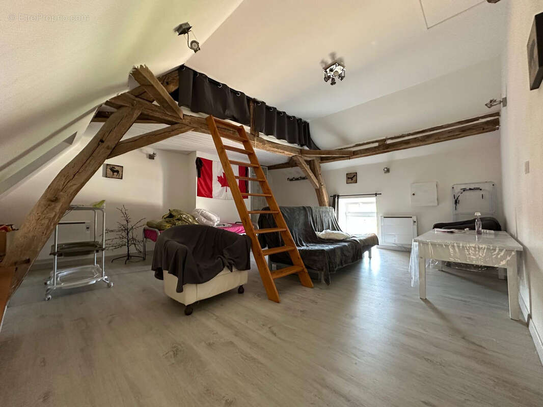 Maison à LORMES